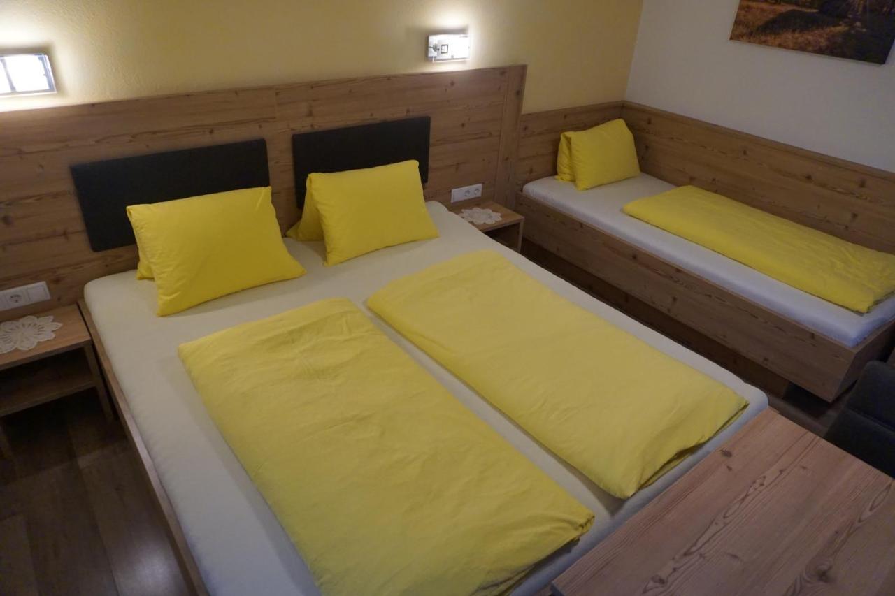 Pension Klampferer Neustift im Stubaital Exterior photo